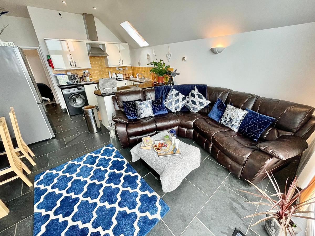 The Mermaids Watch Pendine Dog Friendly With Cymru Holidays Екстер'єр фото
